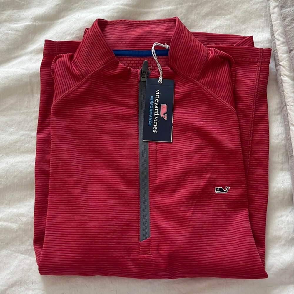 Pink long sleeve performance wear Vineyard Vines quarter zip NWT size large